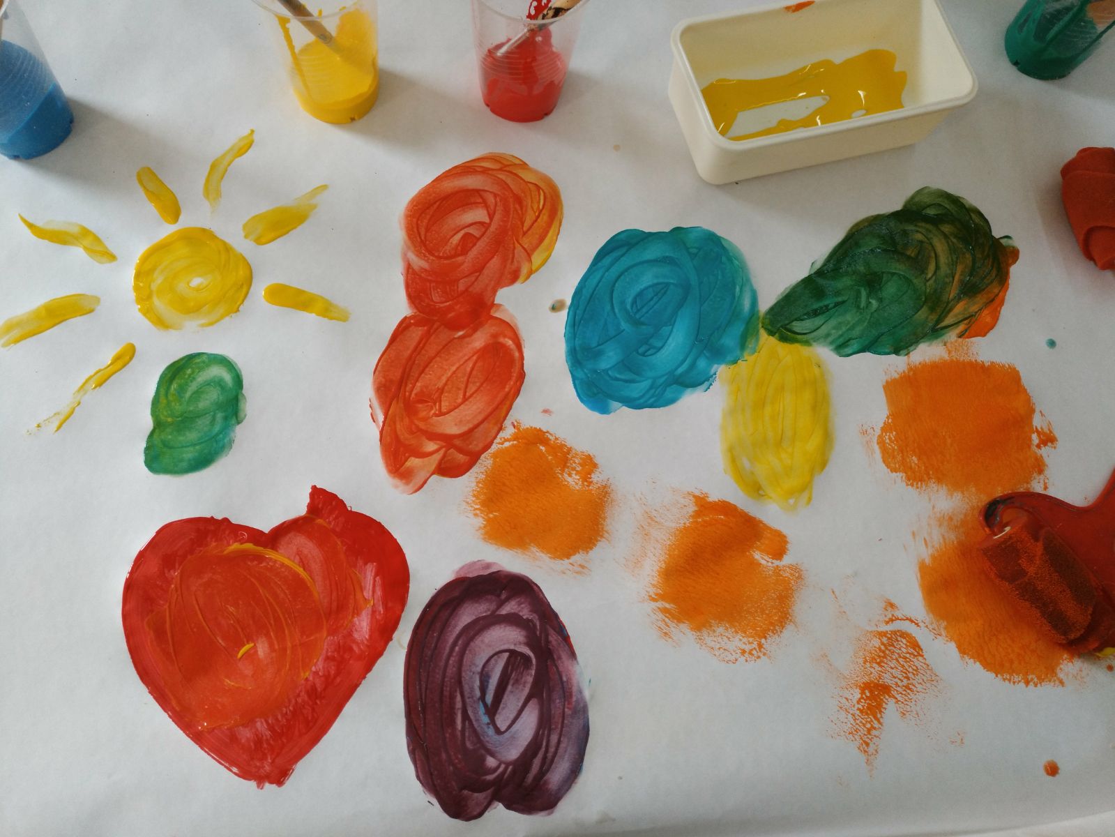 Taller d’USEE: Experimentem amb els colors i la pintura